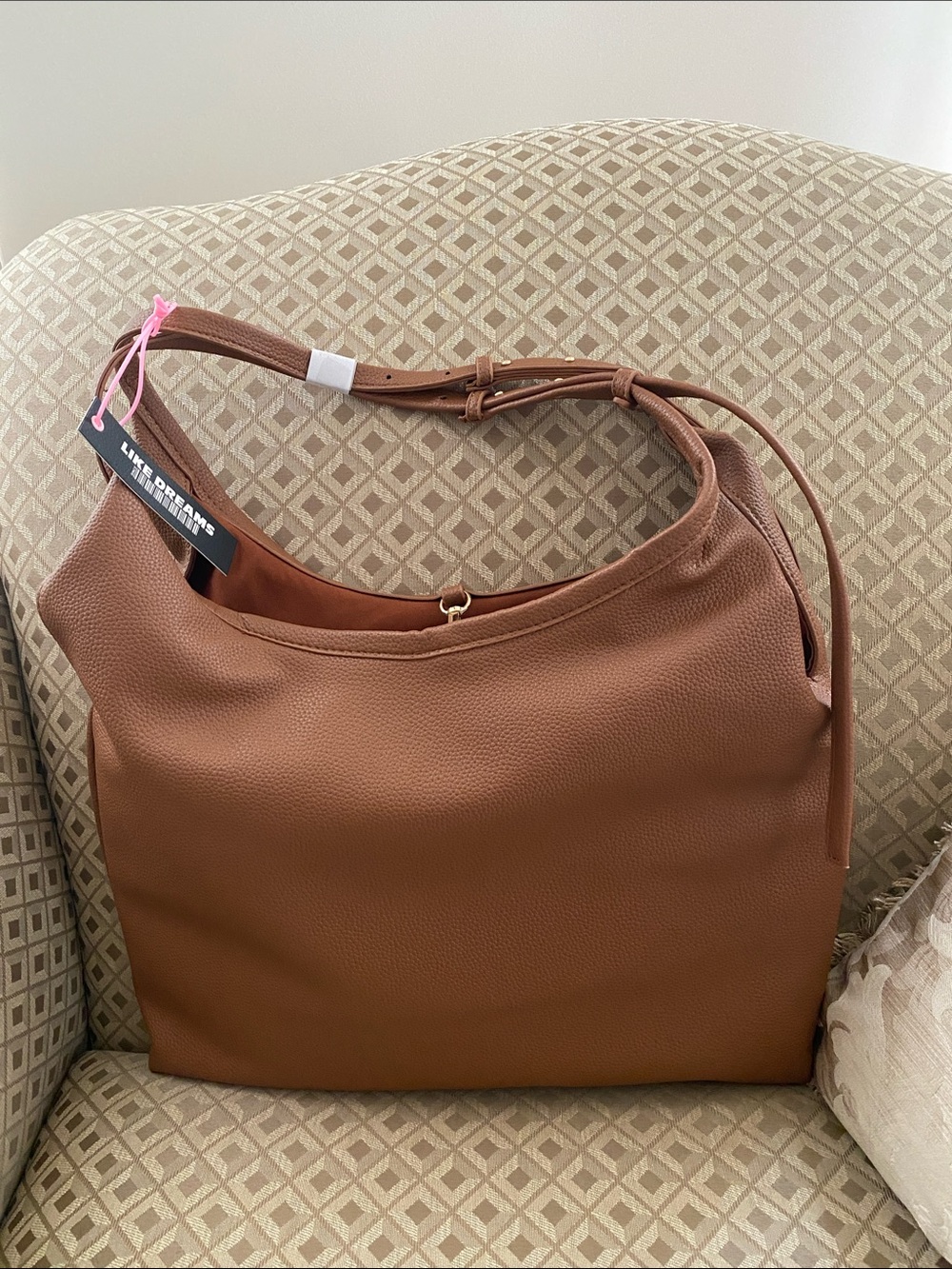 Leather Shoulder Bag in Cognac Brown